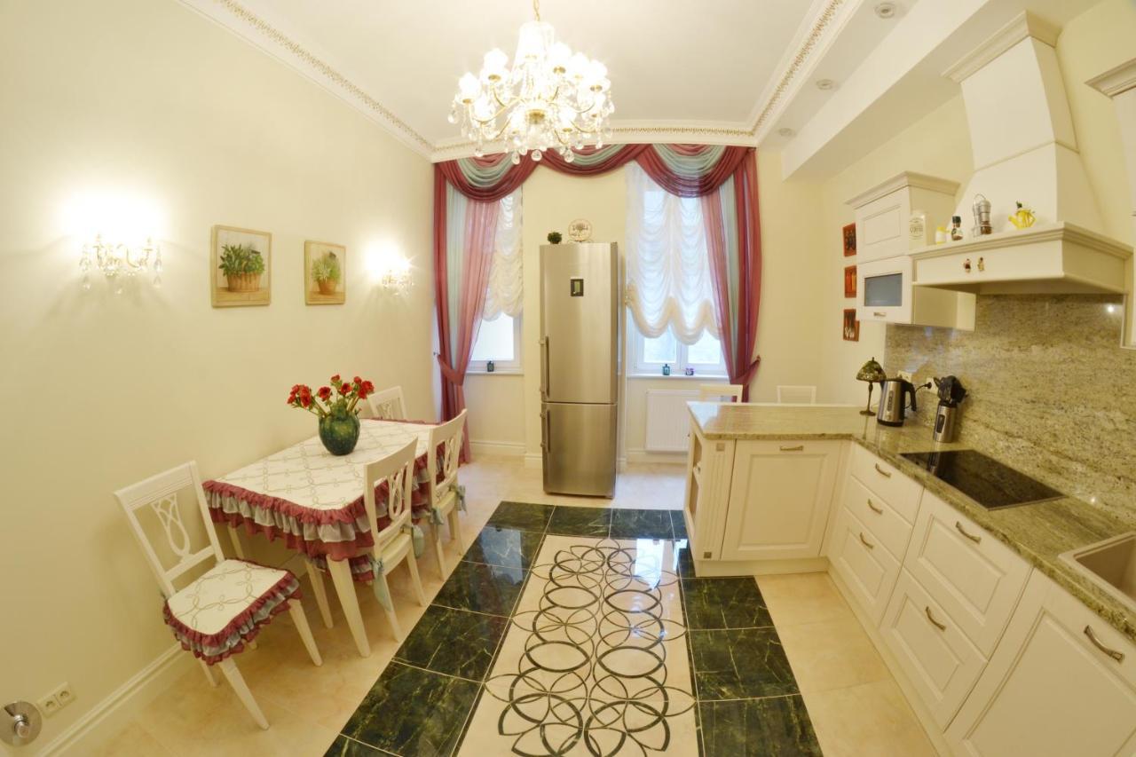 Apartma Premium Κάρλοβι Βάρι Εξωτερικό φωτογραφία