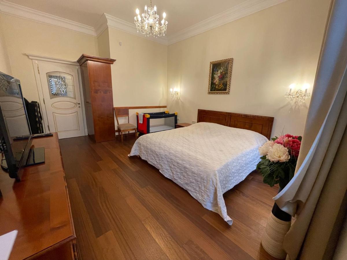 Apartma Premium Κάρλοβι Βάρι Εξωτερικό φωτογραφία